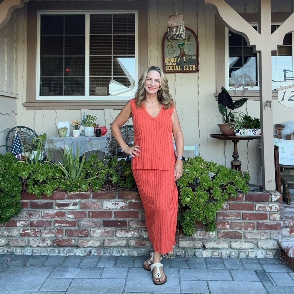Free people Veda skirt set in orange (koi fish). Size S. EUC
